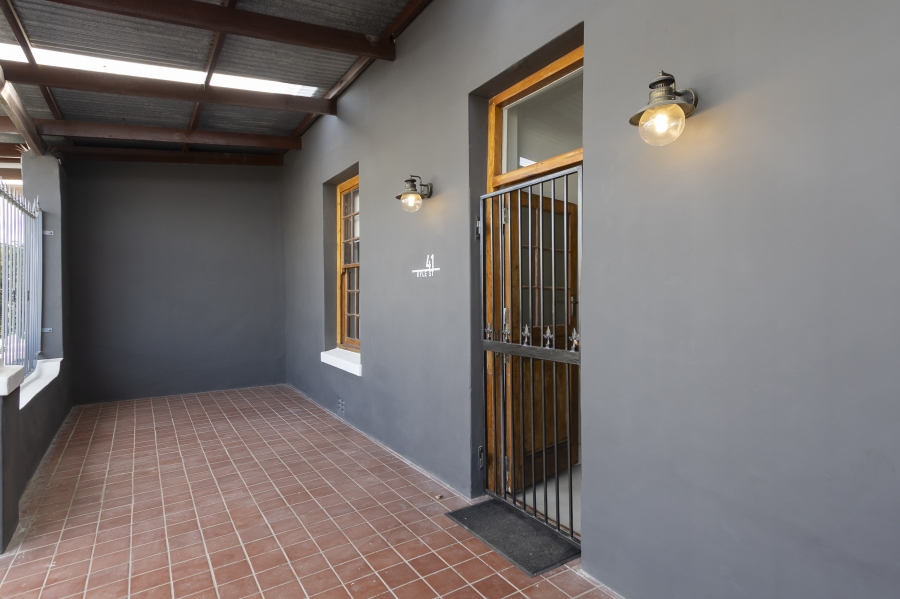 To Let 3 Bedroom Property for Rent in Strand North Western Cape